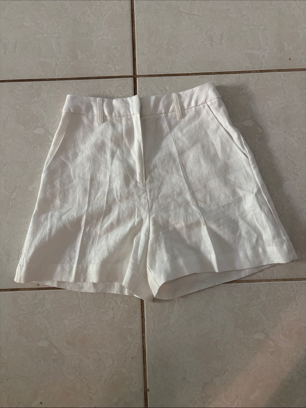 Faithfull the Brand Cream High-Waist Tailored Linen Shorts